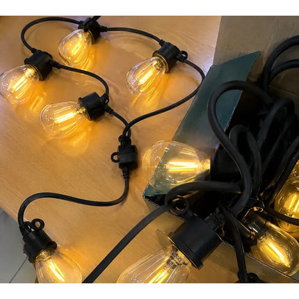 Guirnalda De Luces 10 Ampolletas Led 220v Negro